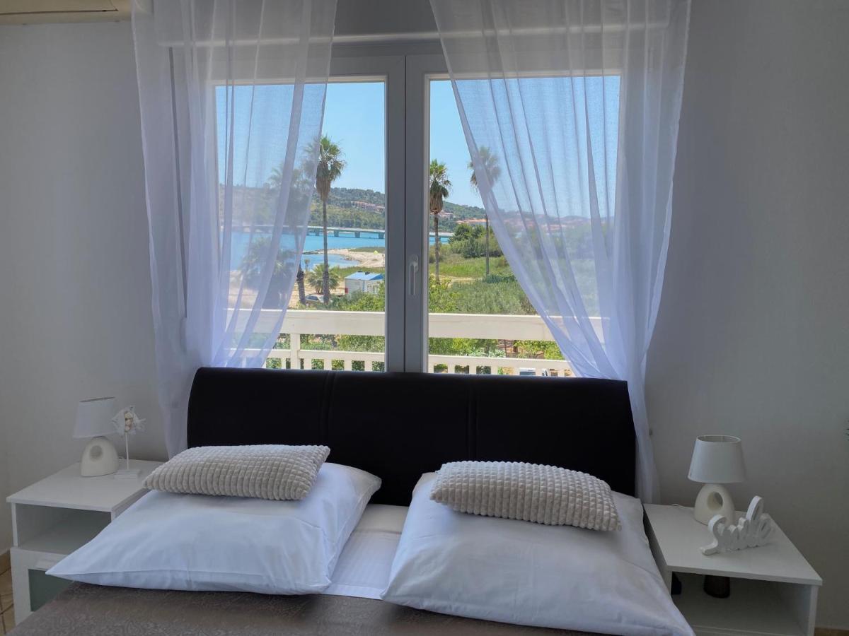 Studio Apartments M&N Trogir Exteriör bild