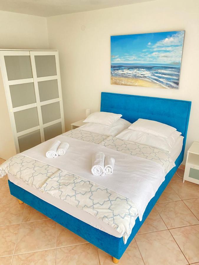 Studio Apartments M&N Trogir Exteriör bild