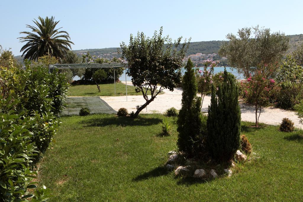 Studio Apartments M&N Trogir Exteriör bild