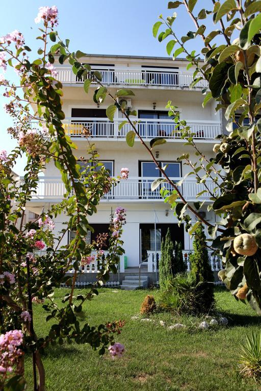 Studio Apartments M&N Trogir Exteriör bild