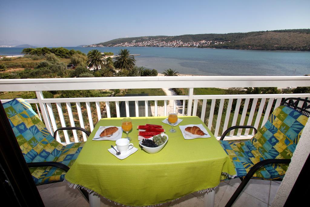 Studio Apartments M&N Trogir Exteriör bild